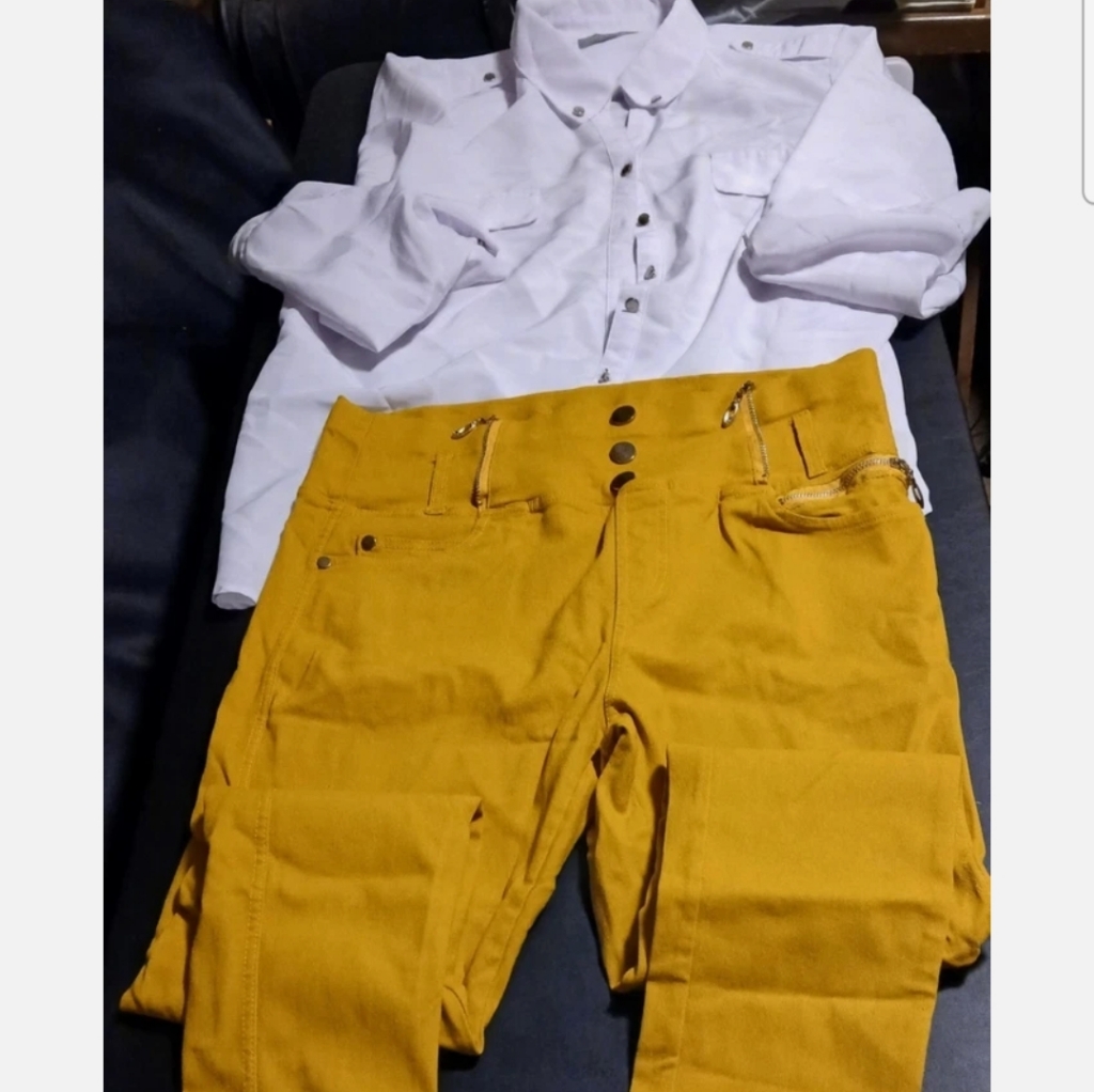 Ny Collection Women's 1x Button-Up White And Yellow Bae City 1x Skinny Jeans